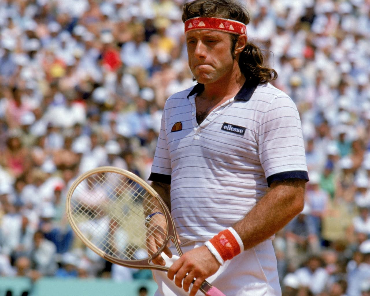 Guillermo Vilas. El exitoso tenista argentino de la década de los años setenta, publicó tres álbumes de rock entre 1990 y 1998.