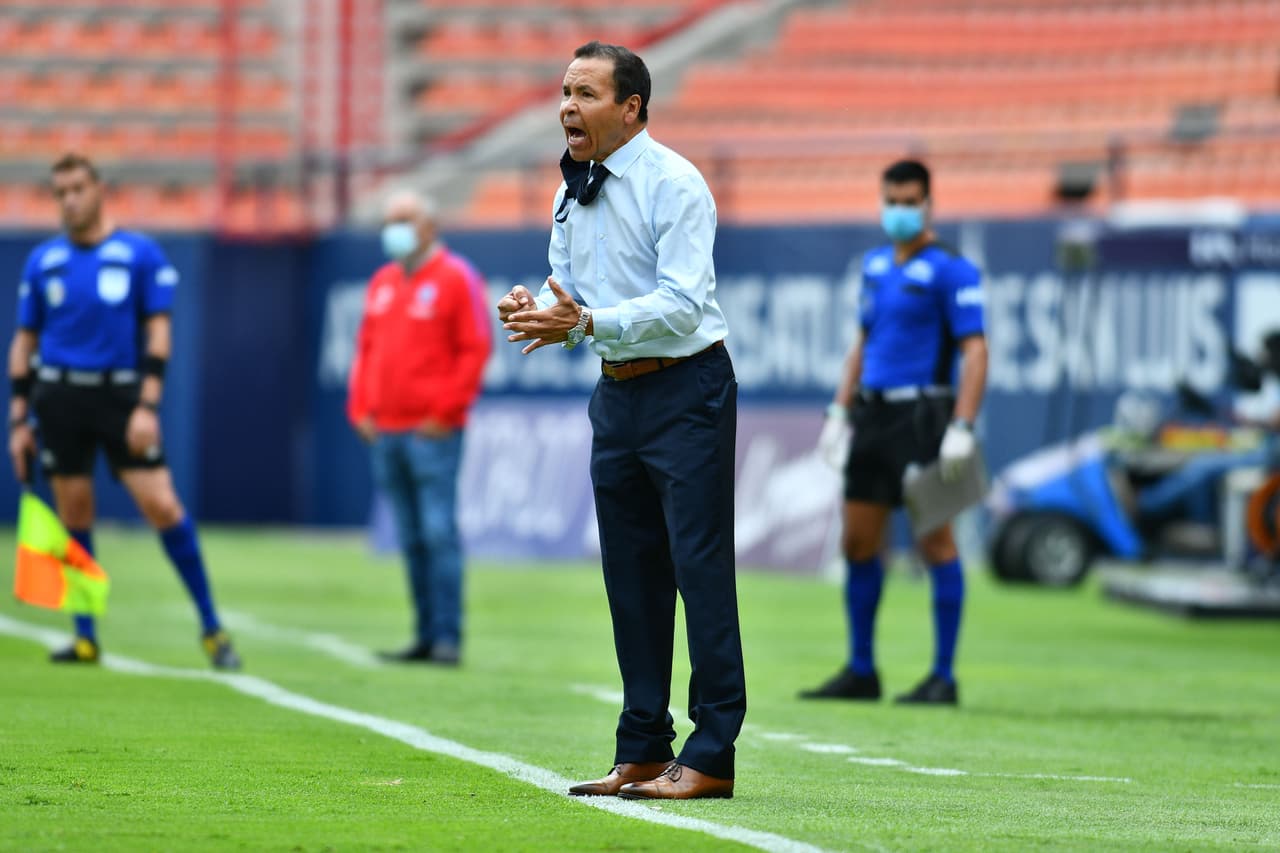 'Profe' Cruz reconoce que encontró a un Necaxa débil en lo físico