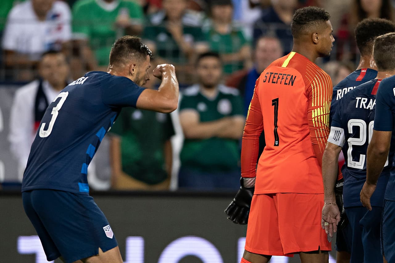 <b>Matt Miazga </b>se ganó un lugar por su menosprecio al mediocampista Diego Lainez en el amistoso disputado en Nashville este 11 de septiembre de 2018.