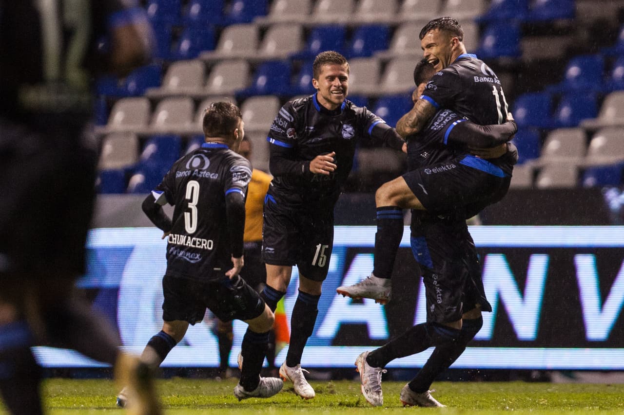 En total, el conjunto rojiblanco no ha derrotado a Puebla en los últimos cuatro partidos con saldo de tres descalabros y un empate.