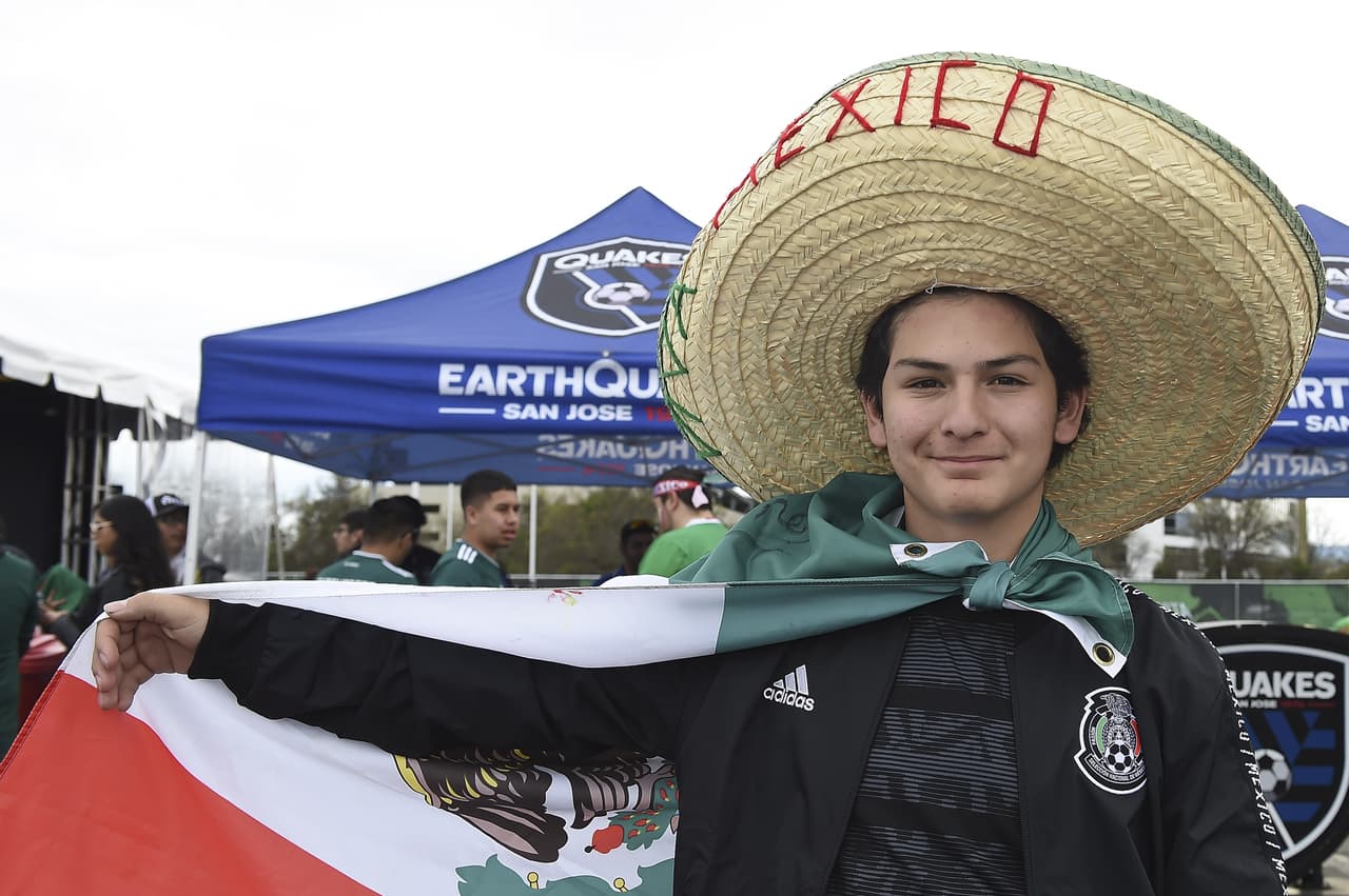 Así se vivió el color previo al partido amistosos internacional entre las selecciones de México y Paraguay en la casa de los San Francisco 49ers, el Levi's Stadium, en Santa Clara, California.