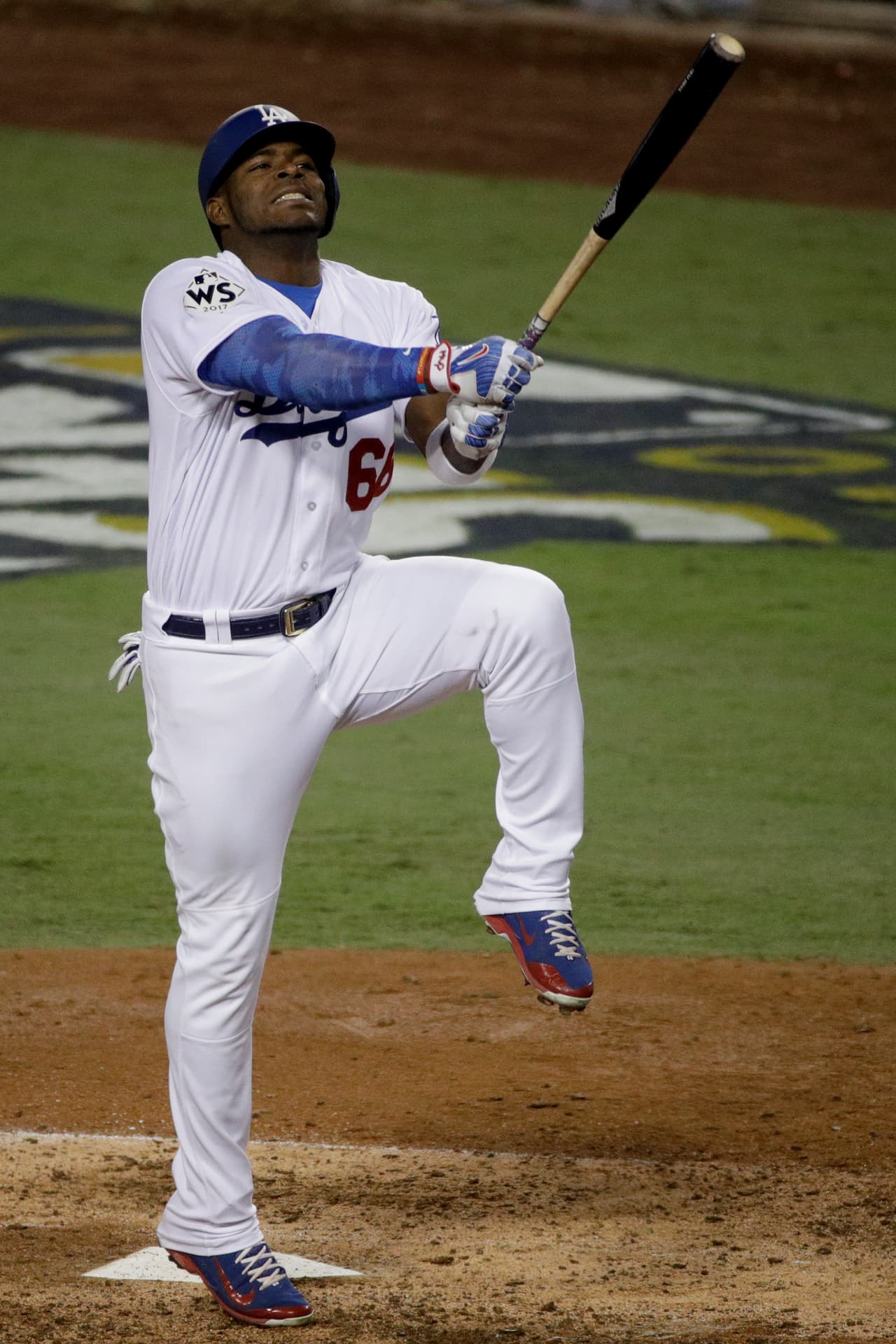 Puig volvió a ser ponchado durante la quinta entrada del séptimo y así reaccionó.