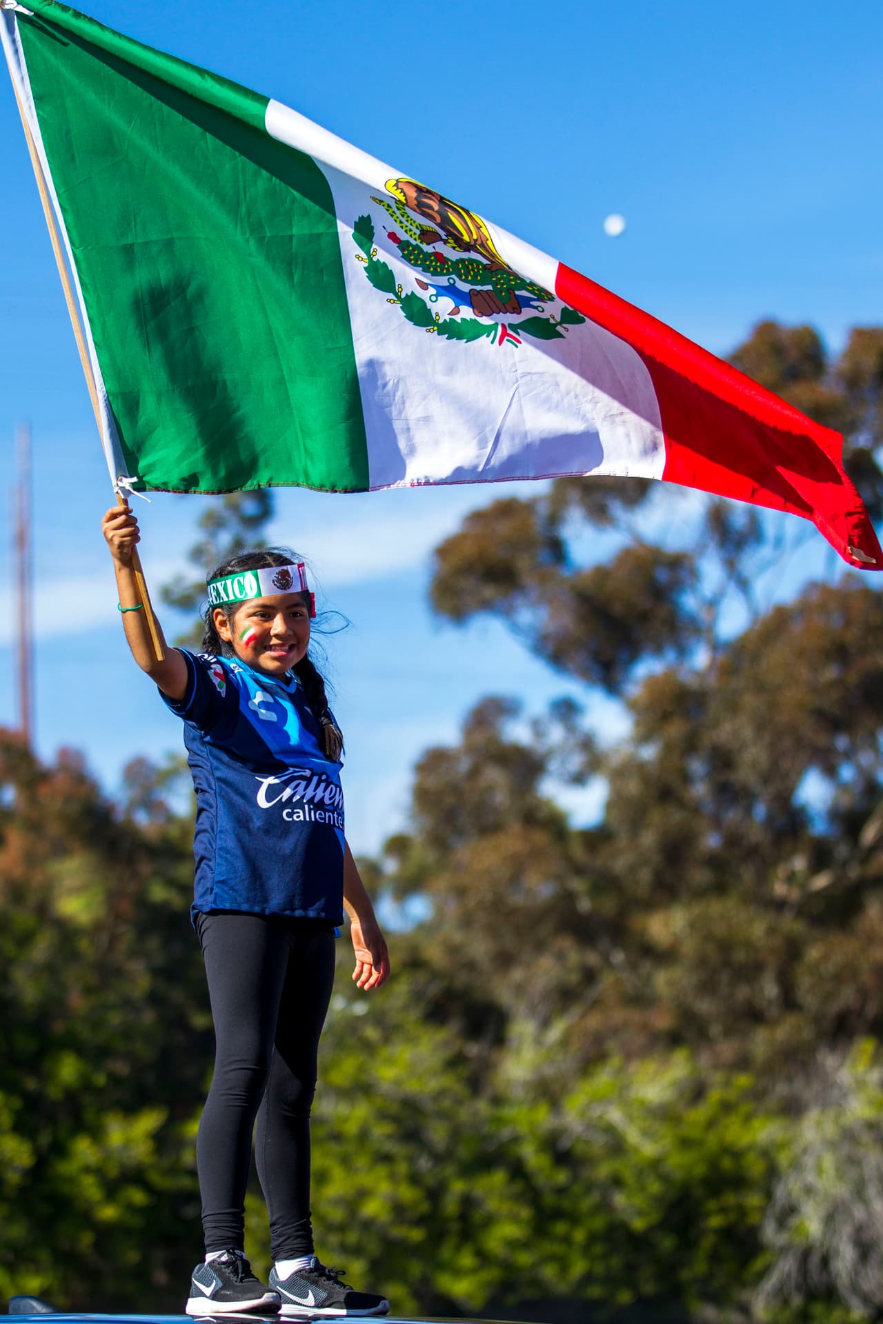 Los aficionados mexicanos viven con optimismo la antesala del juego del Tri contra Chile en San Diego, donde comenzará la era de Gerardo Martino como técnico.