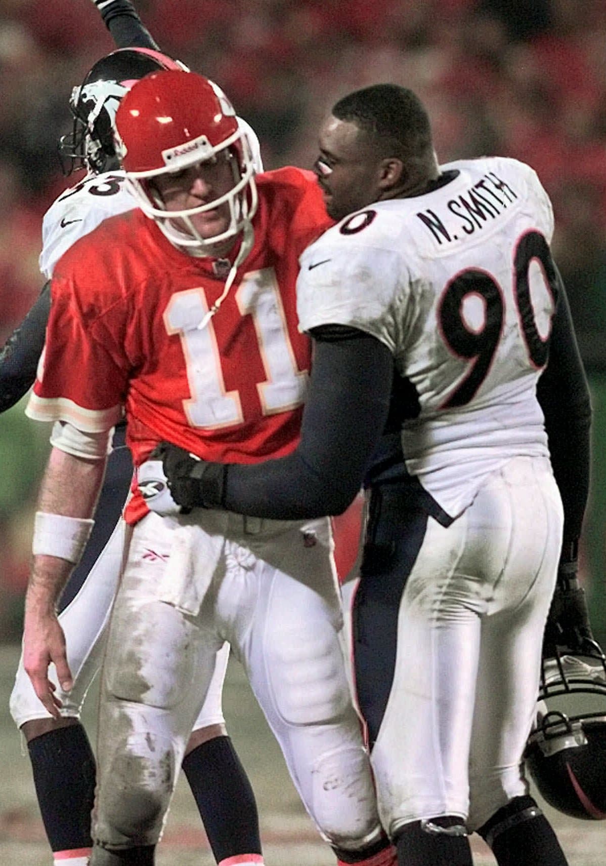 El 4 de enero de 1998 enfrentaron en el Arrowhead Stadium a los Broncos, que llegaban como comodín, pero la maldición continuó y a pesar de un pase de TD de Elvis Grbac a Tony González que les dio la ventaja 10-7 en el tercer cuarto, un acarreo para anotación de Terrell Davis le dio el triunfo al equipo que eventualmente ganaría el Super Bowl XXXII, Schottenheimer sería despedido la siguiente campaña.
