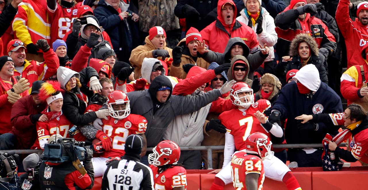 Pasaron otras tres temporadas para que los Chiefs volvieran a la postemporada, esta vez lo hicieron con Todd Haley como entrenador en jefe en la campaña 2010, la marca en el calendario regular fue de 10-6 en el segundo año de Matt Cassel, obtenido en un cambio con los New England Patriots, como su estelar quarterback titular.