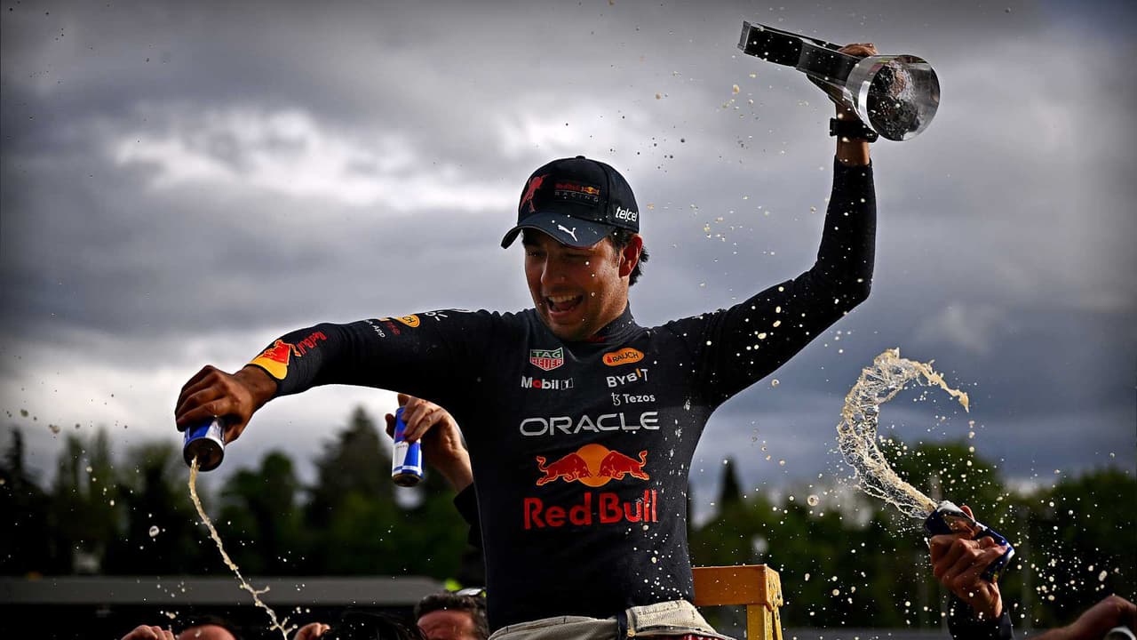 Checo Pérez y el 1-2 de Red Bull: “El segundo puesto es bueno”