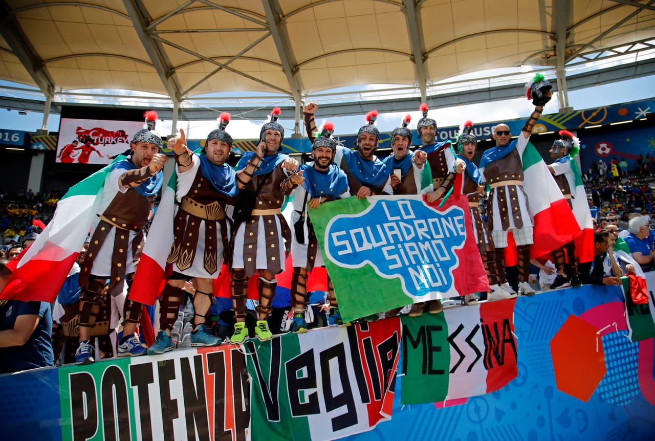 Mira cómo los fans disfrutaron del octavo día de actividades en la Eurocopa Francia 2016.