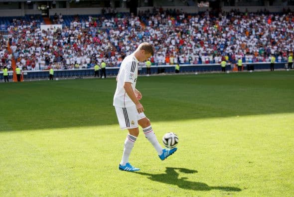 El equilibrio en la media cancha tendrá a dos jugadores de mucha calidad y de gran desgaste físico. Toni Kroos quiere comenzar con el pie derecho su estadía en el Real Madrid.