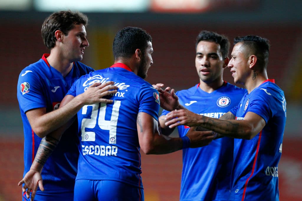 Con gol de vestidor, Luis Romo (3’) adelantó a La Máquina y Juan Escobar Chena (26’) sentenció el duelo. Cruz Azul llegó a nueve unidades para posicionarse momentáneamente en la cima de la competición. Los Rayos consiguieron su tercera derrota y se quedan con cuatro puntos en la parte baja de la tabla.