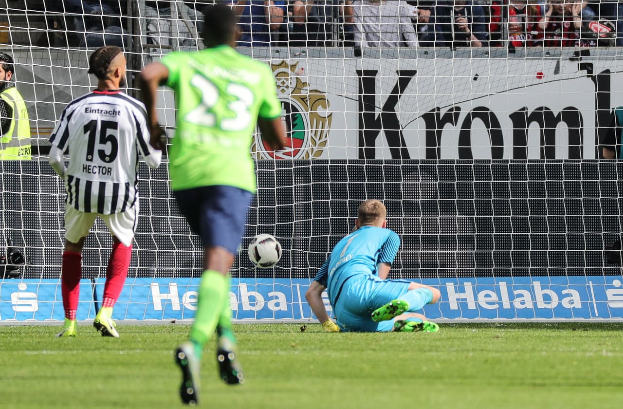 Luego, al minuto 63, llegó la puntilla final con Mario Gómez que definió en el área chica tras una excelente jugada de Ntep quien se la sirvió.
