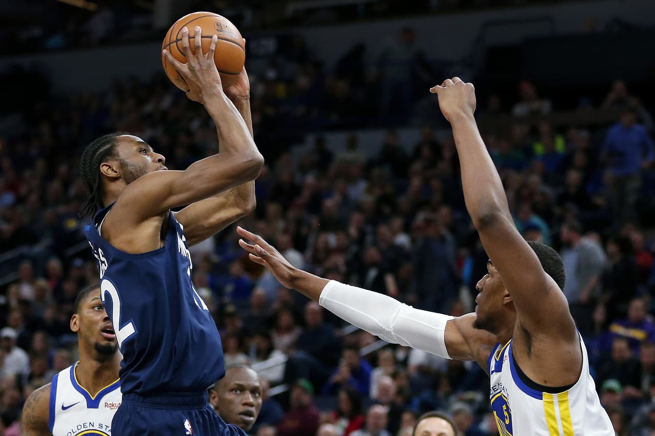 Con un tiro en los últimos segundos de la prórroga los Minnesota Timberwolves vencieron 131-130 a Golden State Warriors.