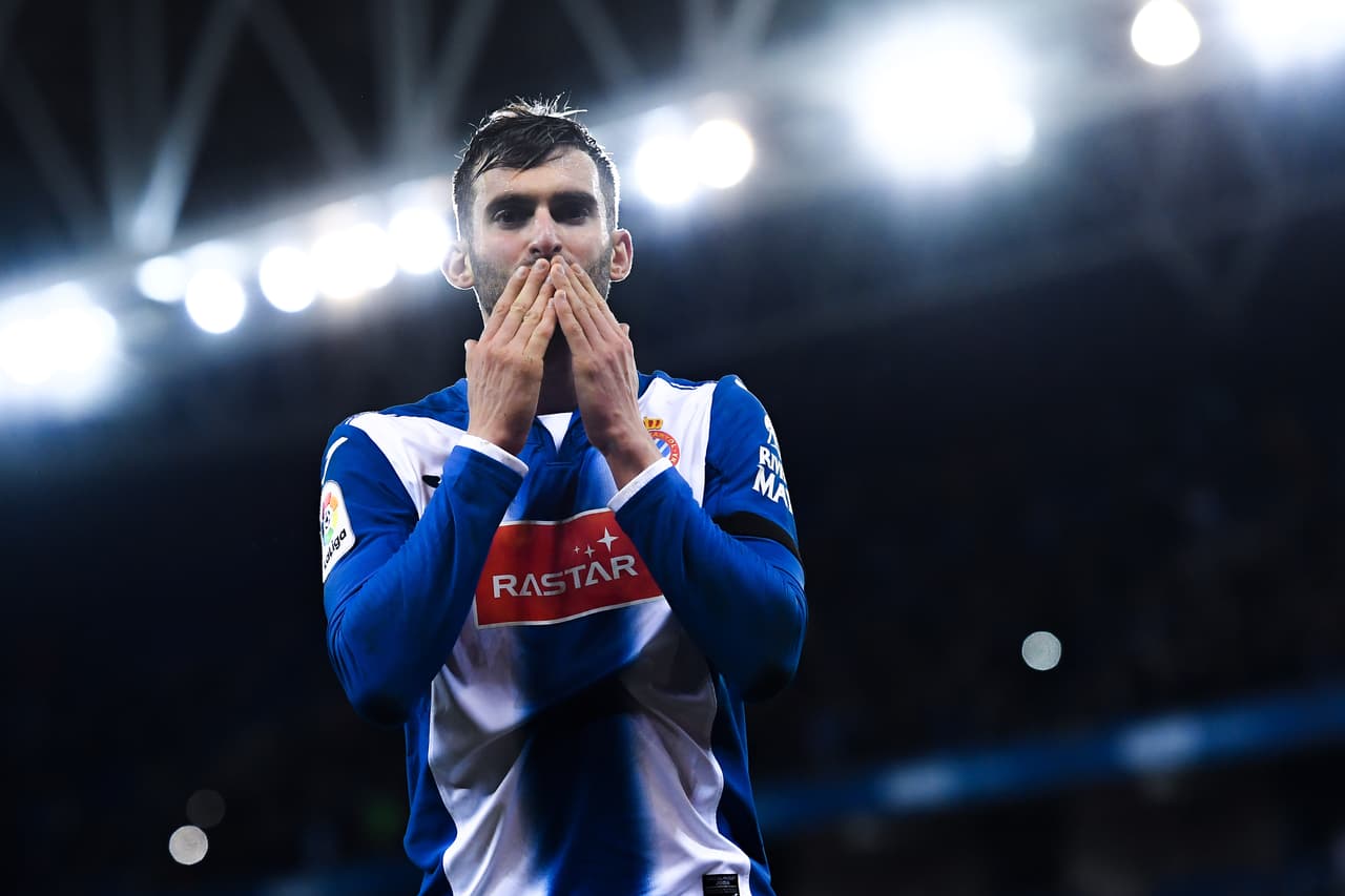 BARCELONA, SPAIN - DECEMBER 11: Leo Baptistao of RCD Espanyol celebrates after scoring his team's second goal during the La Liga match between RCD Espanyol and Real Sporting de Gijon at Cornella-El Prat stadium on December 11, 2016 in Barcelona, Spain. (Photo by David Ramos/Getty Images)