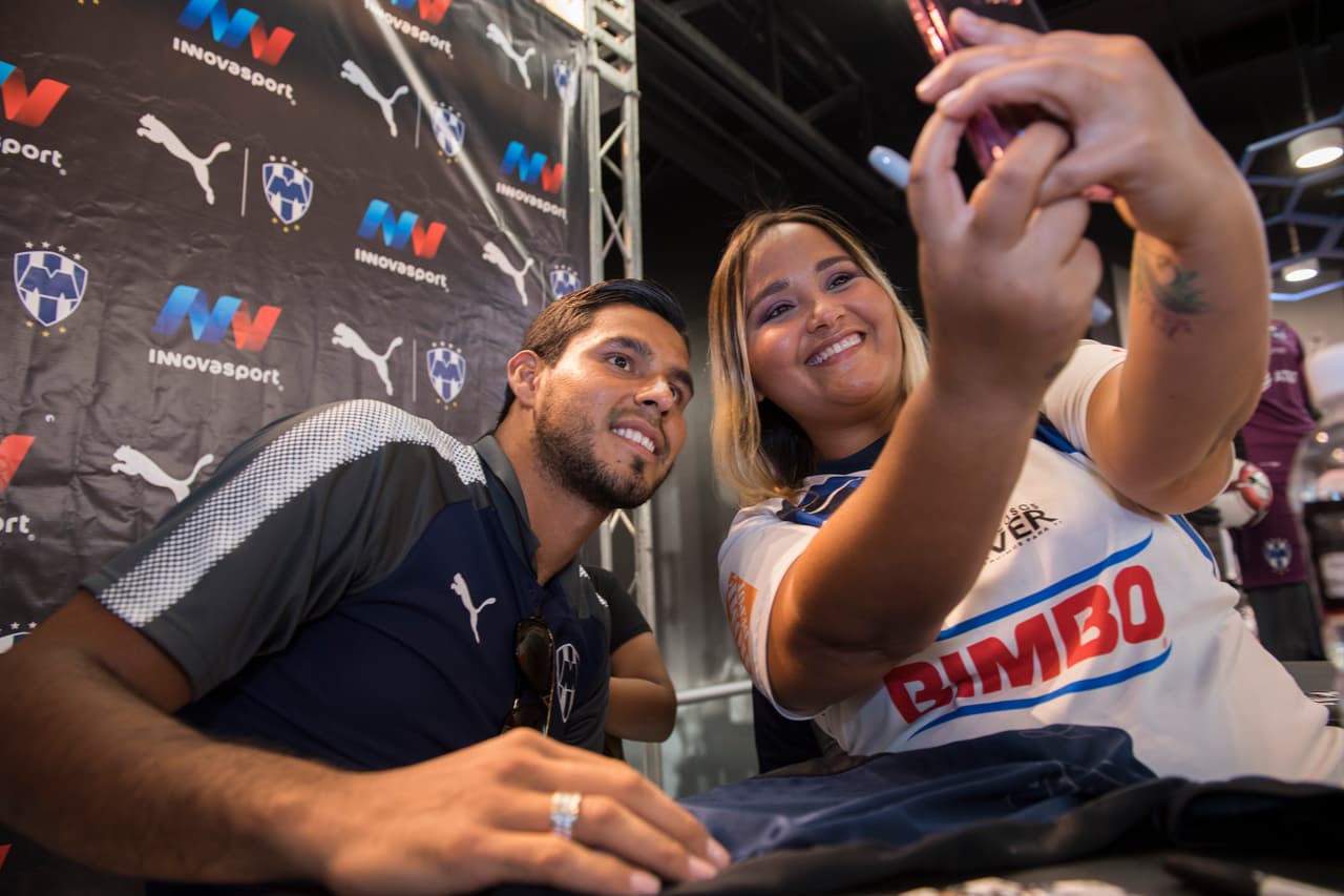 Fotos con el paraguayo, quien ha tenido una buena participación en la Liga MX en este Apertura 2017.