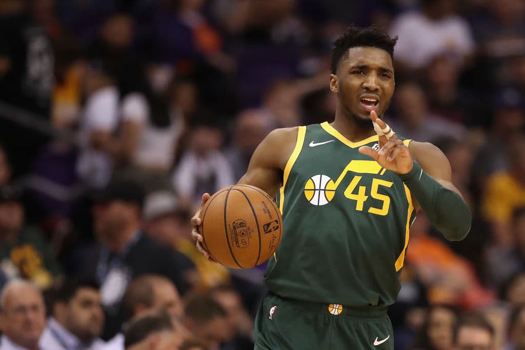 El sensacional juvenil guardia 
<b>Donovan Mitchell</b> y el quinto sembrado de la Conferencia del Oeste, 
<b>Utah Jazz</b> se las verá contra el cuarto de la contienda, los Houston Rockets en una serie muy complicada pero donde habrá enorme talento de ambos bandos.