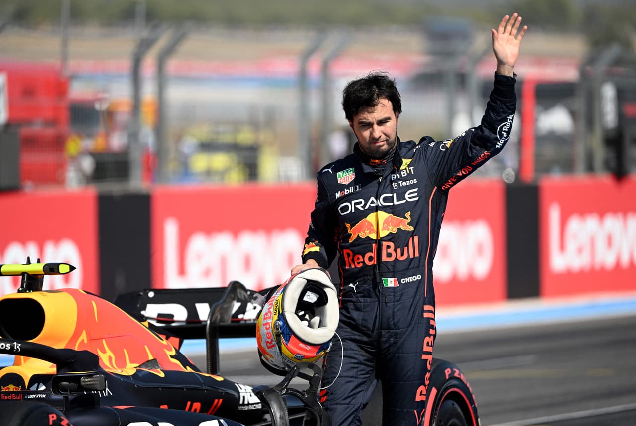Checo Pérez deja ir el podio en el Gran Premio de Francia; Max Verstappen es primero