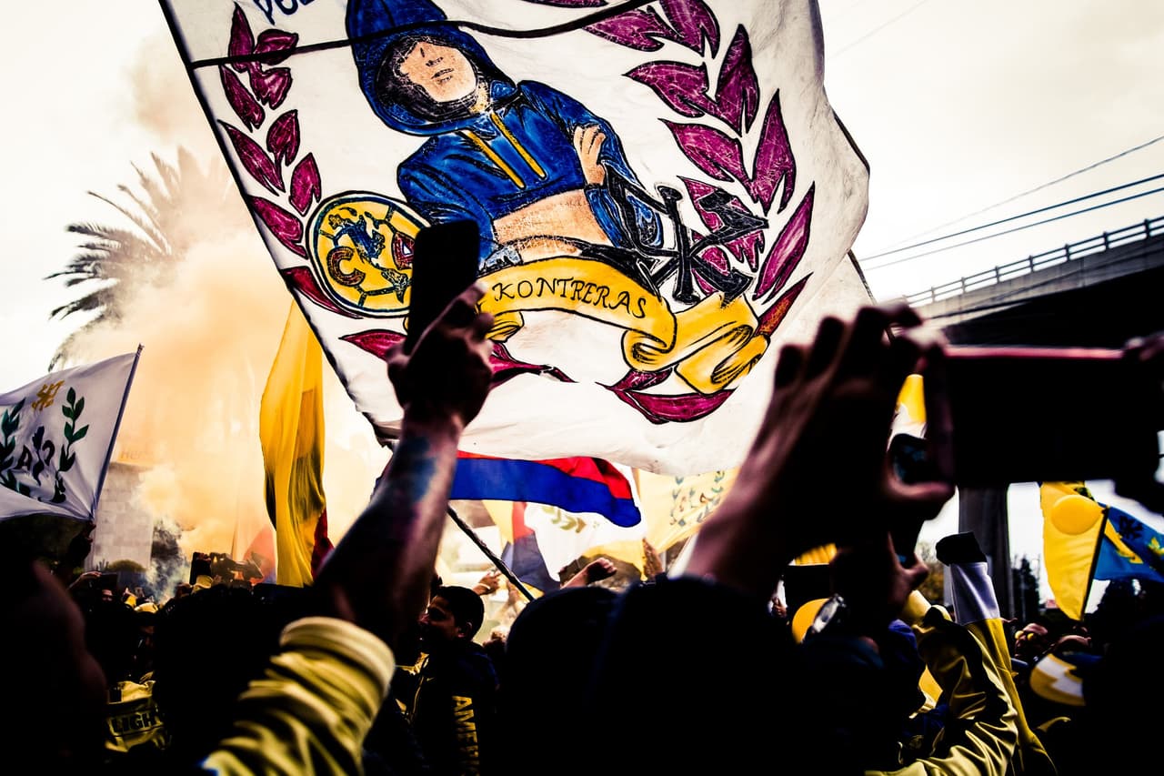 Gran ambiente familiar, en el Estadio Azteca, previo a la final del Apertura '19 entre el América y los Rayados de Monterrey.