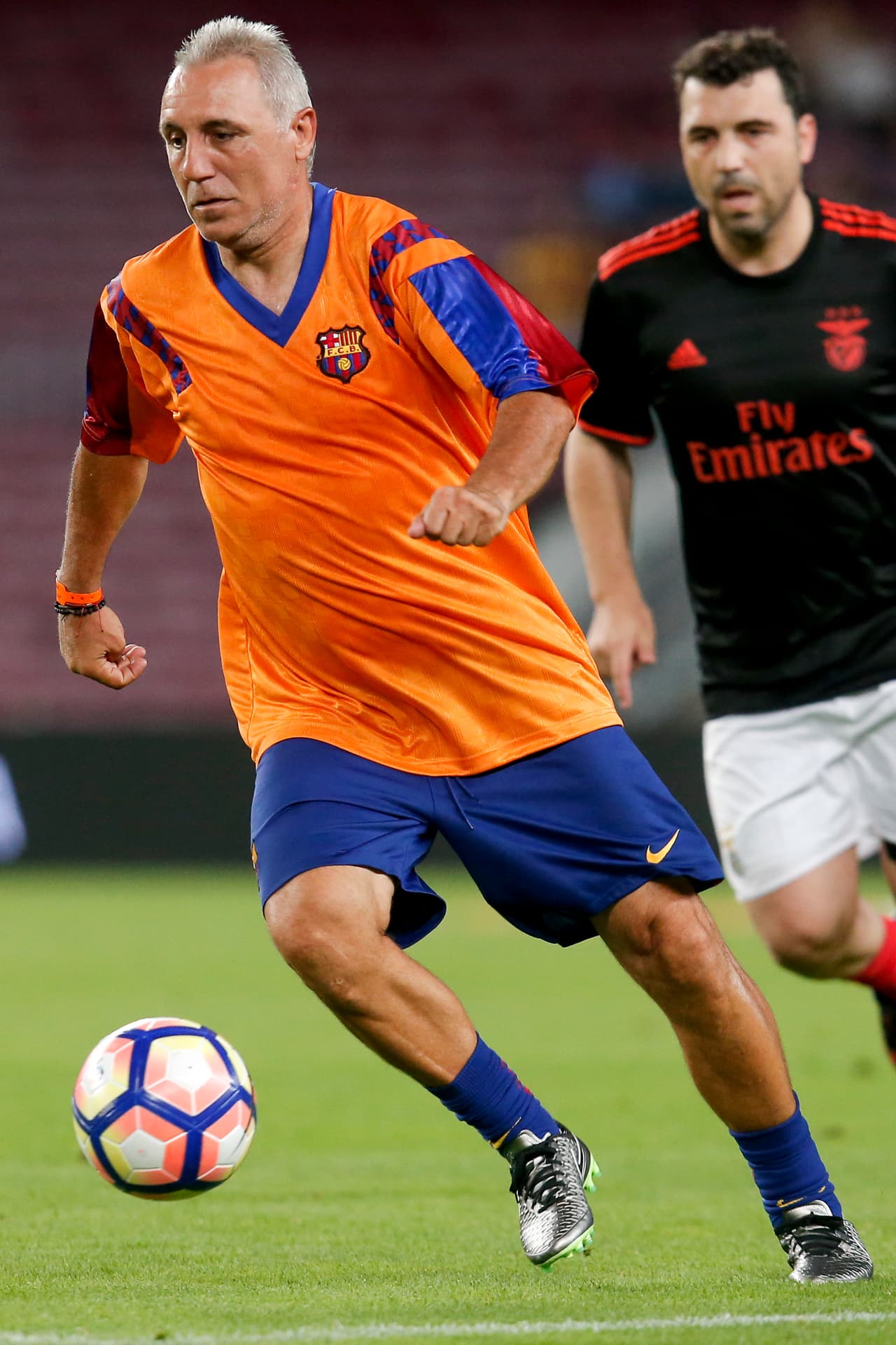 El búlgaro ahora aporta su experiencia como comentarista de Univisión Deportes.