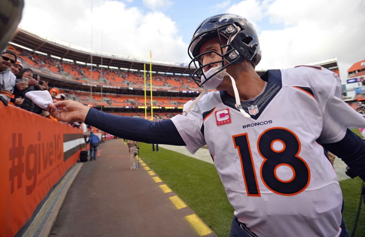 Esta temporada es la sexta vez en la que PEYTON MANNING ha liderado a su equipo a un inicio con marca de 6-0, el mayor número de campañas de este tipo para un quarterback titular en la historia de la NFL.