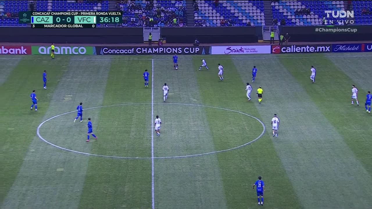¡GOL!  anota para Cruz Azul. Luka Romero