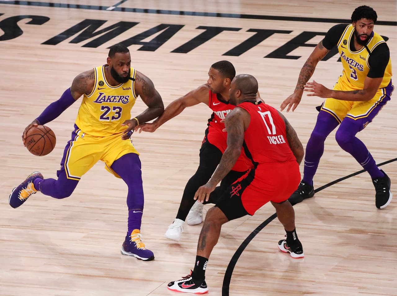 Lakers se acerca a su primera Final de Conferencia en 10 años