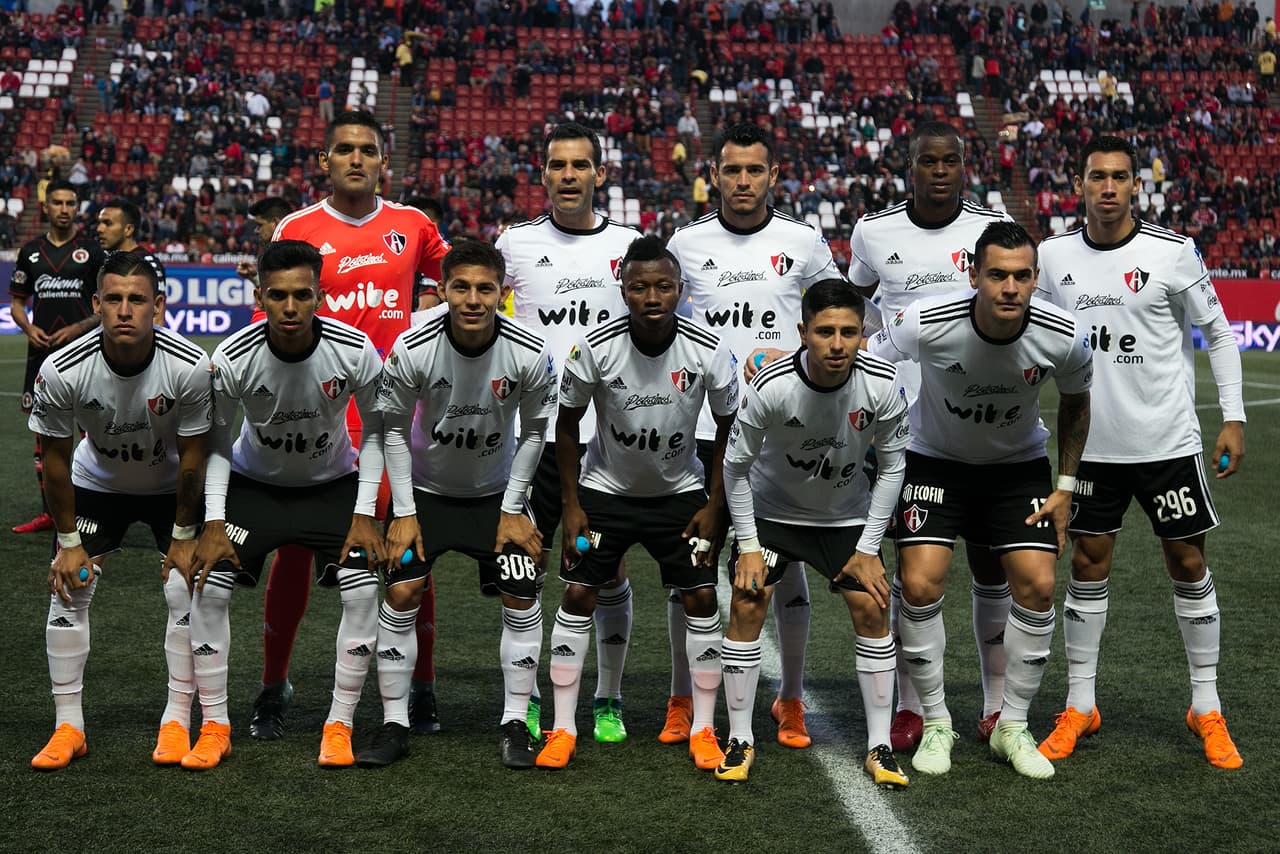 Atlas dio una respuesta casi que inesperada y marcó dos goles en menos de cinco minutos. Al minuto 28 y al 32 marcaron Angelo Henríquez y Milton Caraglio, respectivamente.