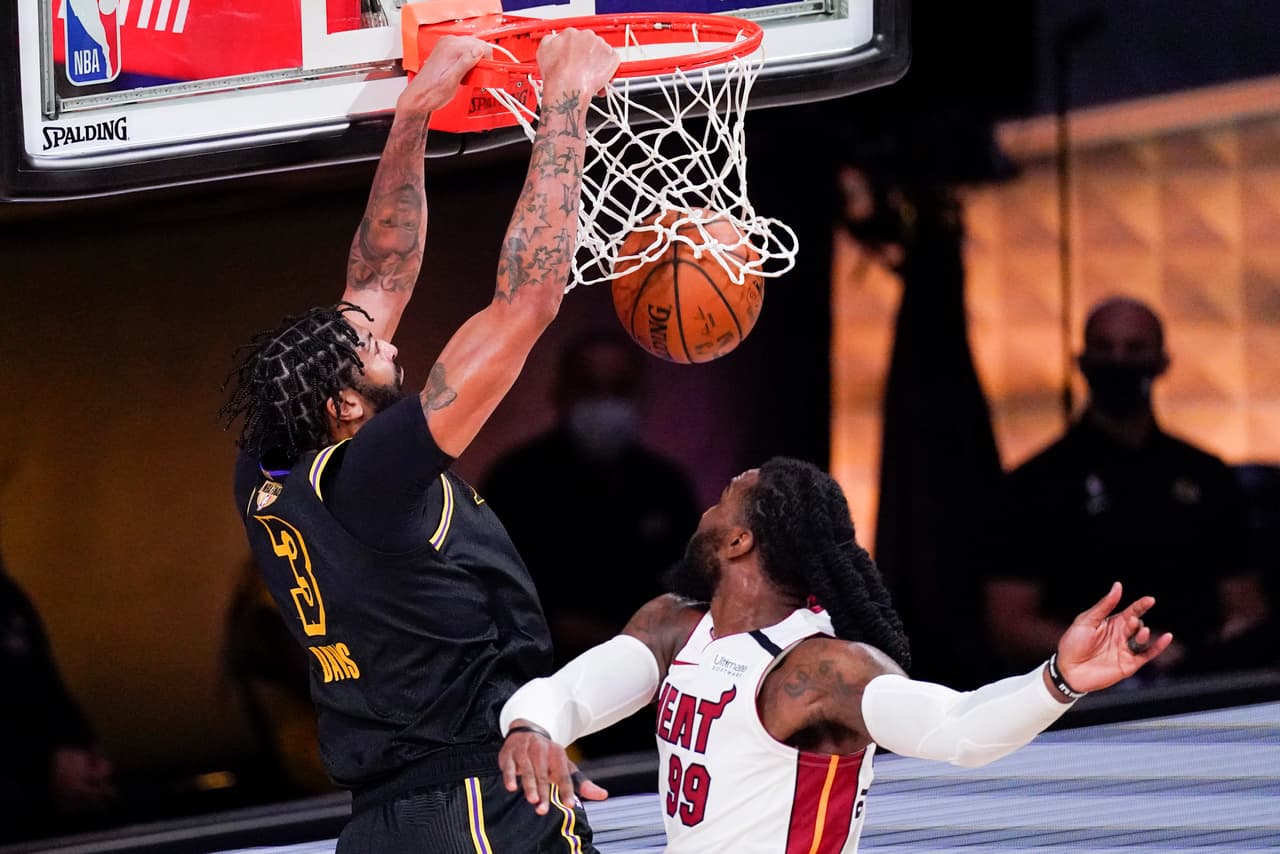 Los Lakers caen ante el Heat en el quinto juego de las Finales | En el último cuarto los de LA se sacudieron y estuvieron cerca de liquidar la serie; terminaron 108-111.