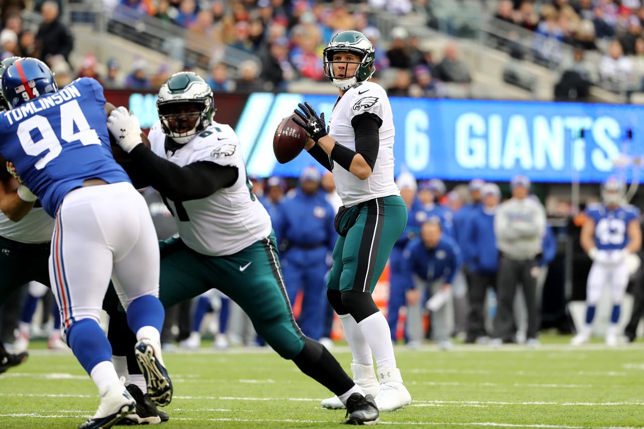 Semana 15: Liderados por el QB suplente Nick Foles, Philadelphia regresó a la senda del triunfo frente a los Giants.