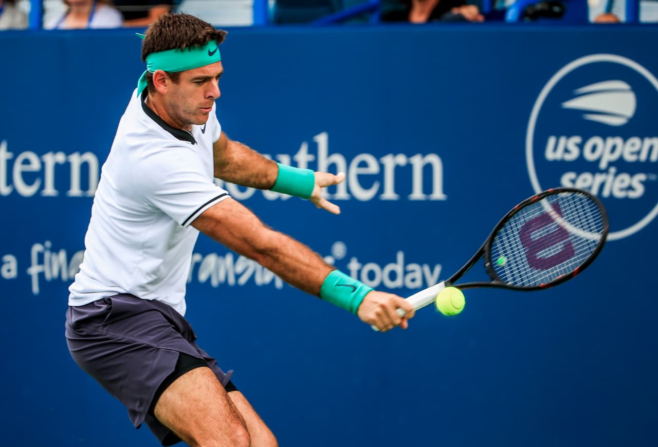 Del Potro estrenó su número tres de la clasificación mundial de tenis con un juego muy efectivo.