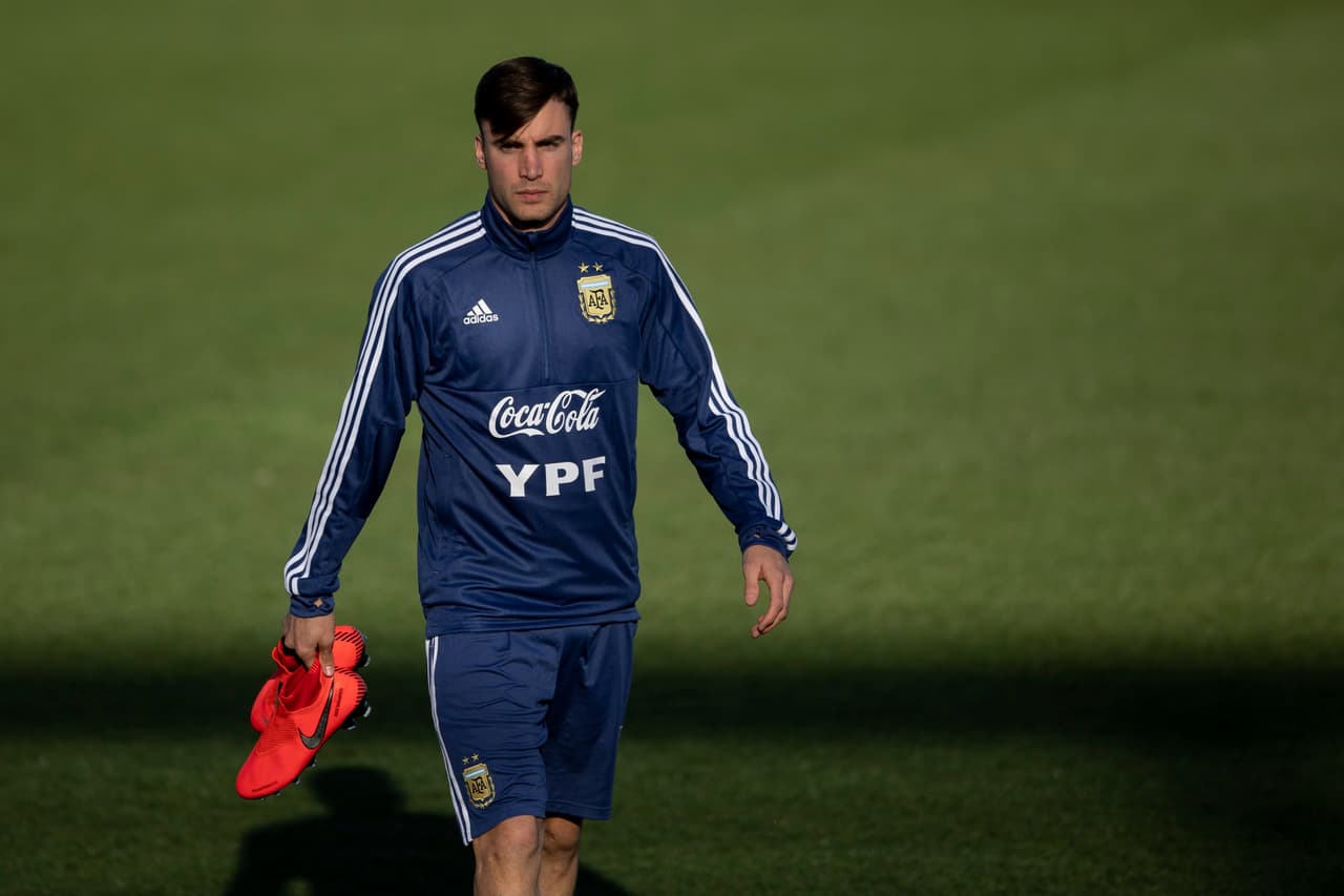 Nicolás Tagliafico (Argentina) - Ajax encontró en el lateral de 26 años a uno de sus pilares en esta gran temporada que jugaron. Su titularidad no está confirmada, pero le pondrá difíciles las cosas a Lionel Scaloni.