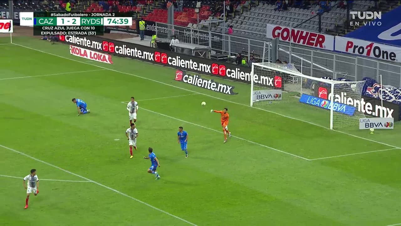 ¡TIRO ATAJADO! disparo por Augusto Lotti.