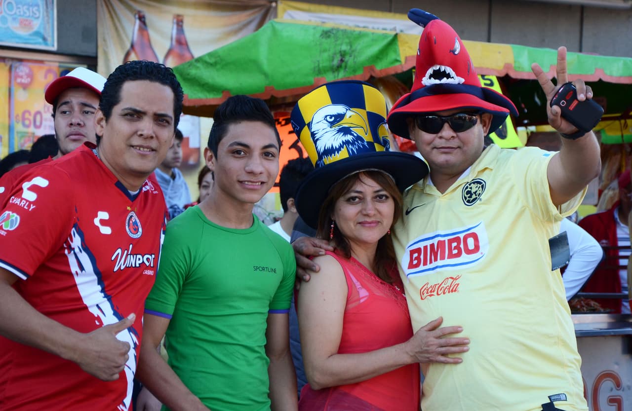 Así se vivió el colorido de la afición en la Jornada 6 del Clausura 2016 de la Liga MX.
