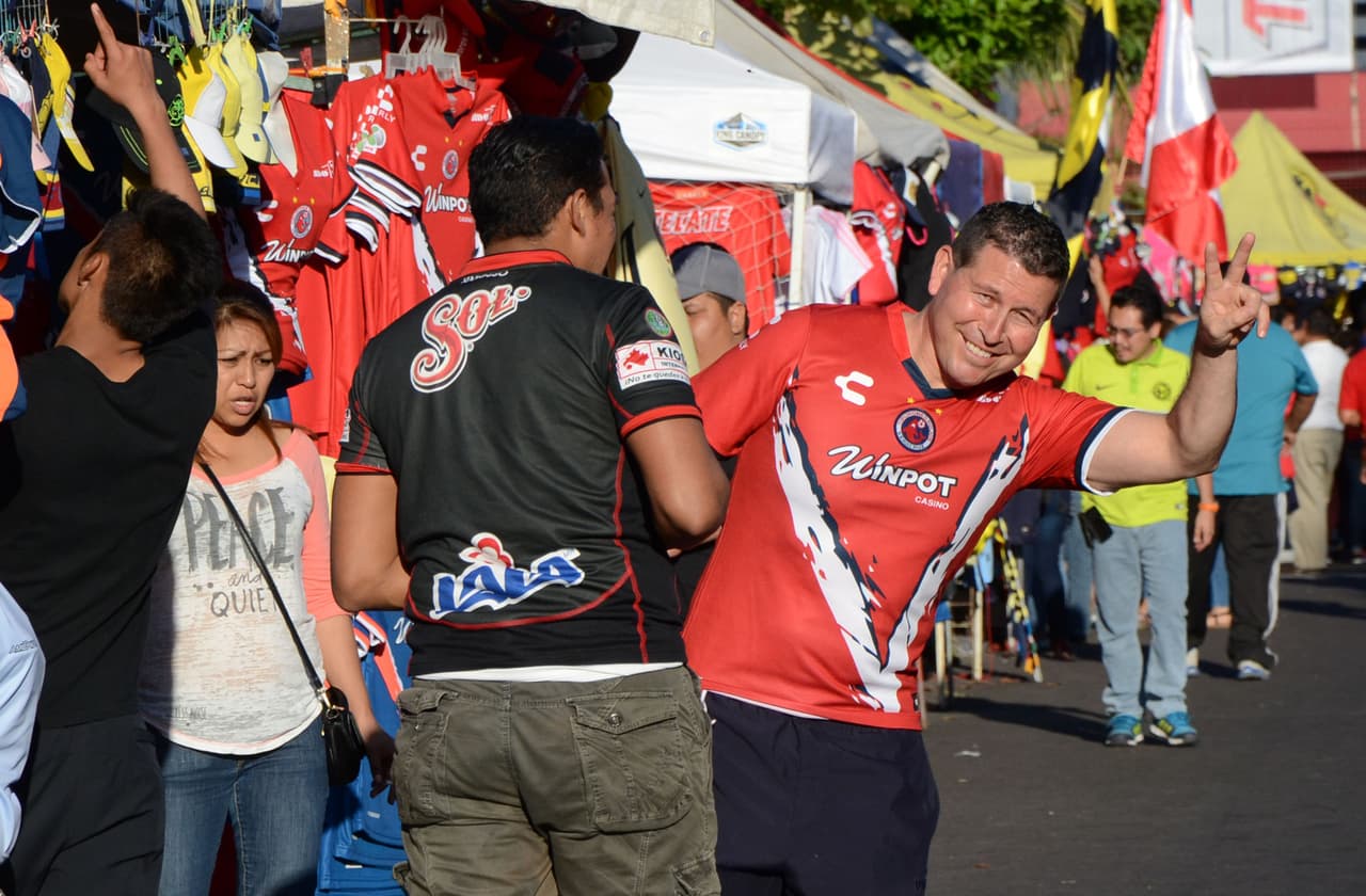 Así se vivió el colorido de la afición en la Jornada 6 del Clausura 2016 de la Liga MX.