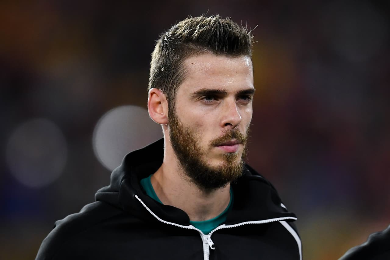 David De Gea es uno de los nombres que suena fuerte para salir de Manchester United y medios de Francia e Inglaterra aseguran que PSG lo buscaría con un salario de 18 millones de euros anuales.