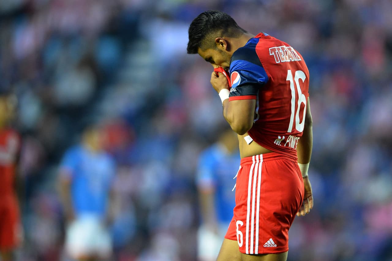 Miguel Ponce causará baja por tres semanas para Chivas