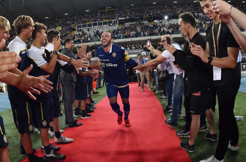 Ese resultado habría otorgado el ascenso al Verona debido a que terminó la temporada regular en el quinto sitio de la tabla, un punto sobre el séptimo sitio Citadella.