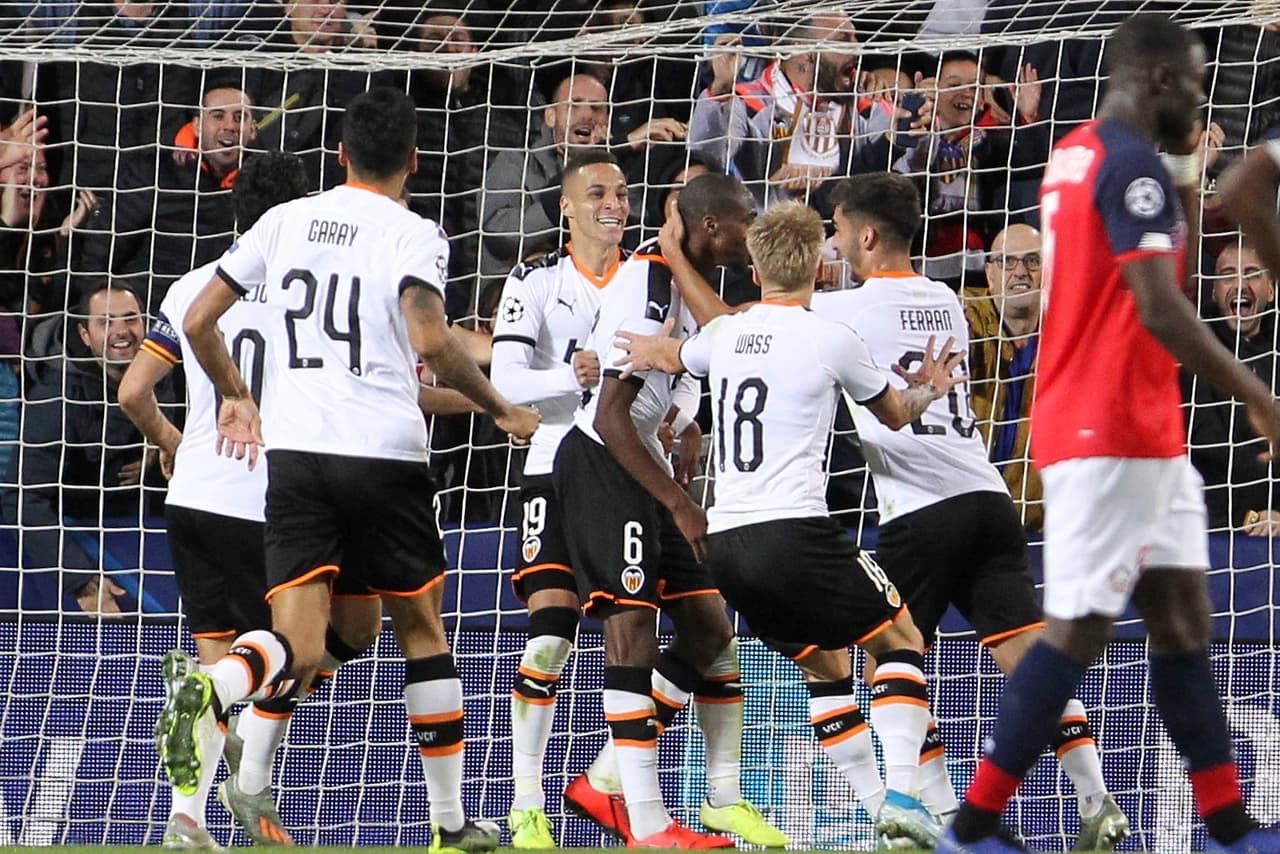 Borussia Dortmund 3-2Inter; Olympique de Lyon 3-1 Benfica; Valencia 4-1 Lille.