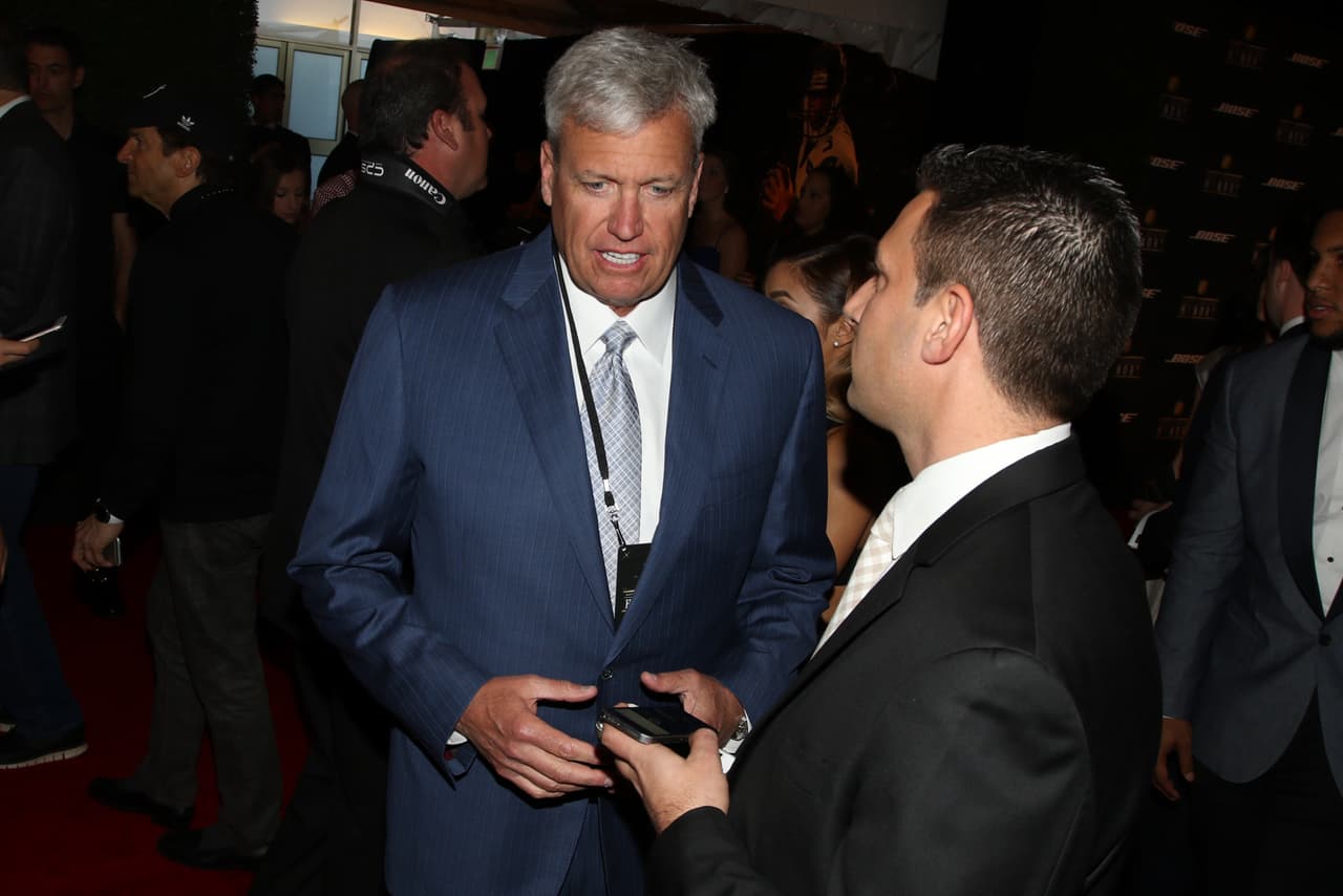 Las personalidades más importantes de la NFL se dieron cita en Santa Clara, California para el NFL Honors, aquí las mejores imágenes de la alfombra roja.