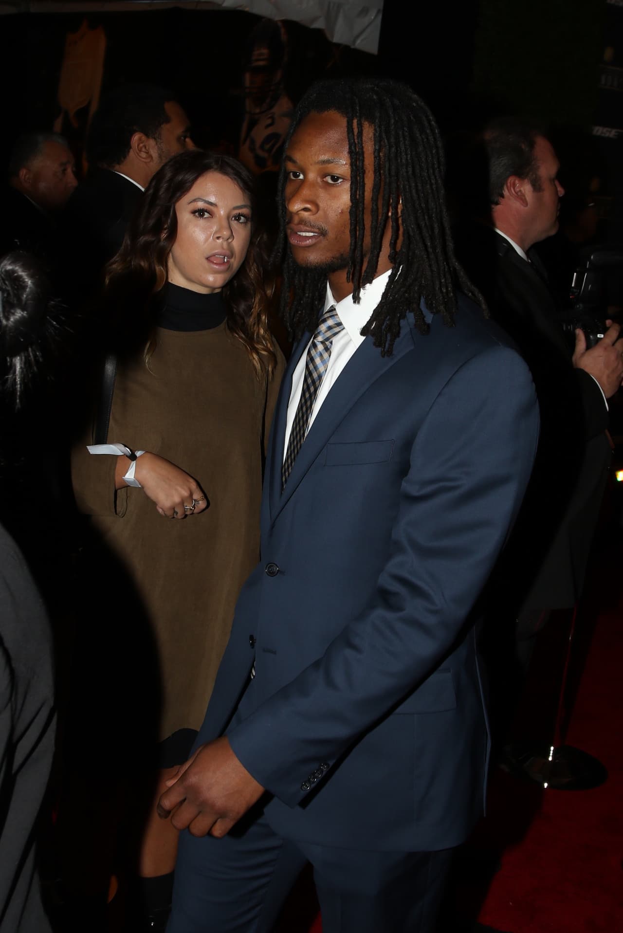 Las personalidades más importantes de la NFL se dieron cita en Santa Clara, California para el NFL Honors, aquí las mejores imágenes de la alfombra roja.