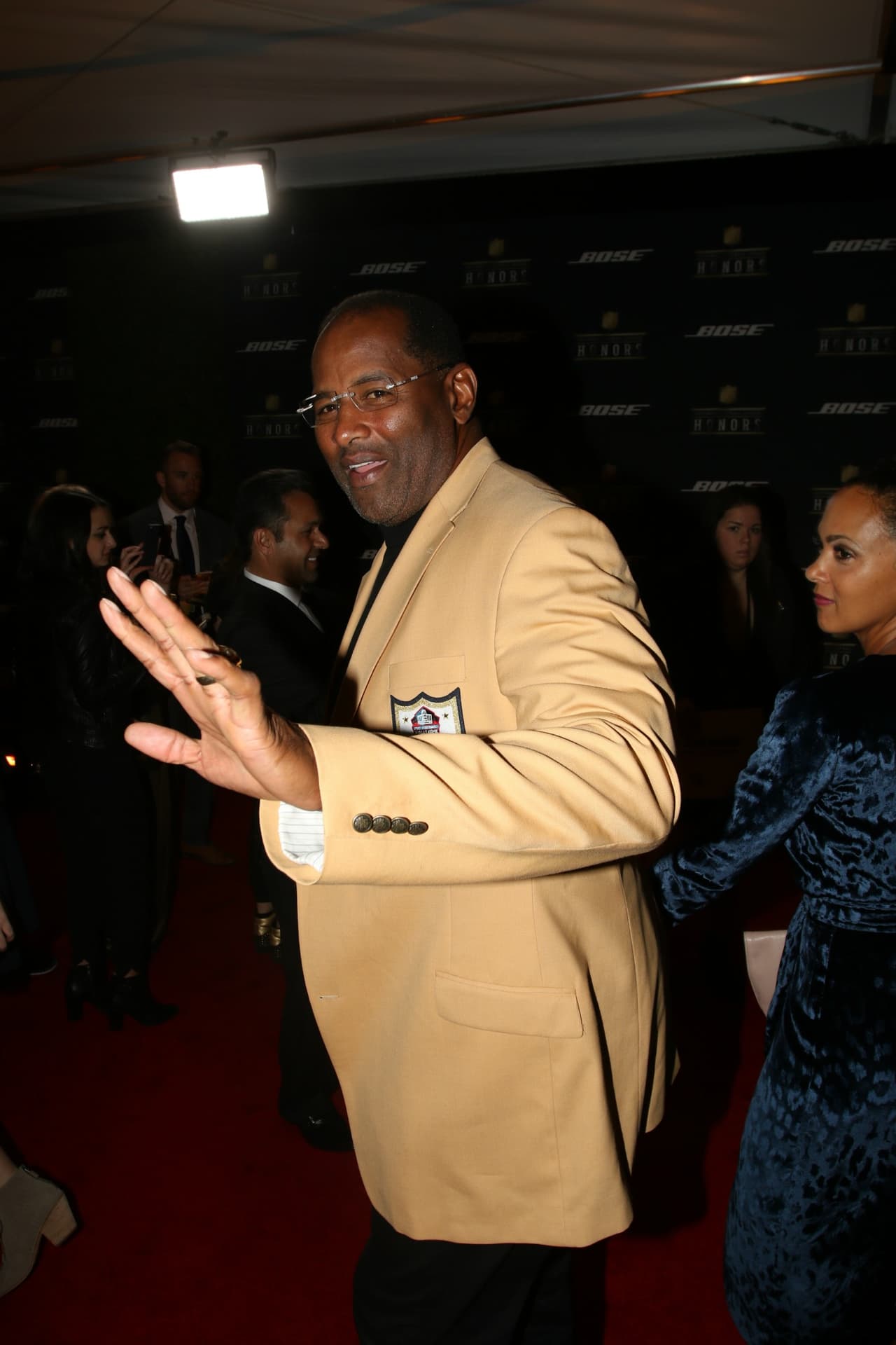 Las personalidades más importantes de la NFL se dieron cita en Santa Clara, California para el NFL Honors, aquí las mejores imágenes de la alfombra roja.