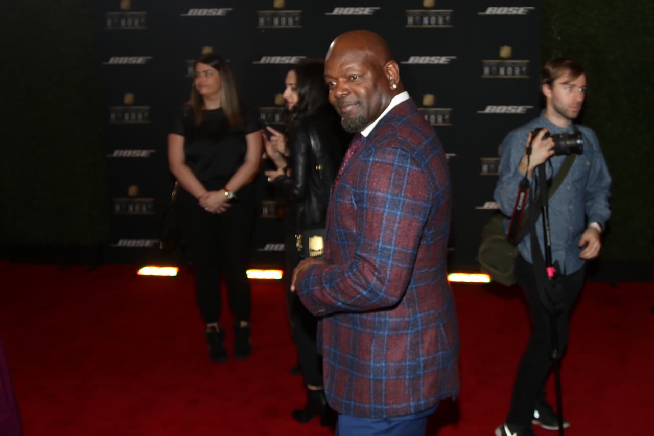 Las personalidades más importantes de la NFL se dieron cita en Santa Clara, California para el NFL Honors, aquí las mejores imágenes de la alfombra roja.