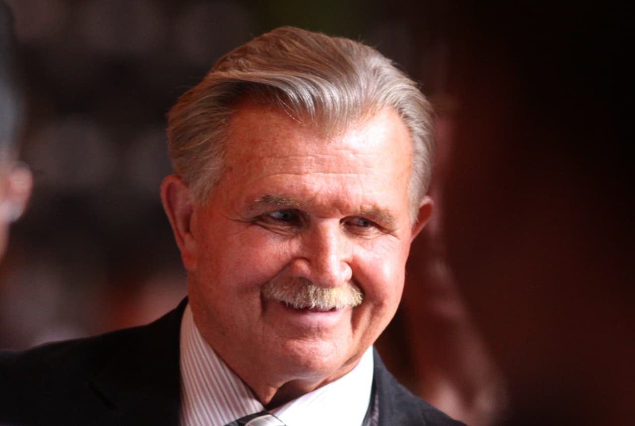 Las personalidades más importantes de la NFL se dieron cita en Santa Clara, California para el NFL Honors, aquí las mejores imágenes de la alfombra roja.