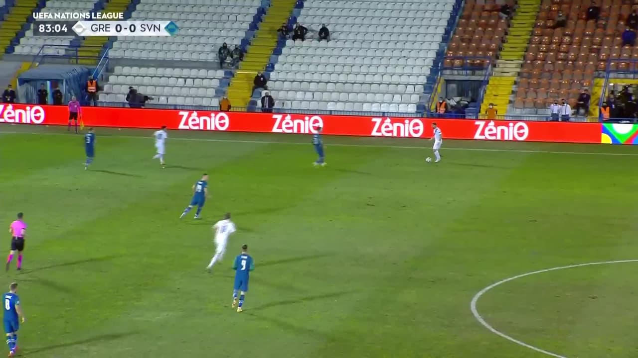 ¡TIRO ATAJADO! disparo por ["Evangelos"] ["Pavlidis"].