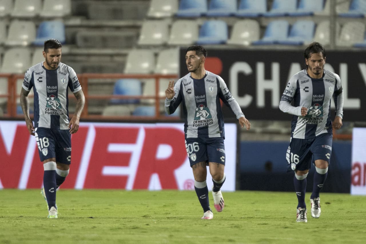 Víctor 'Pocho' Guzmán reaparece y anota tras 299 días sin lograrlo