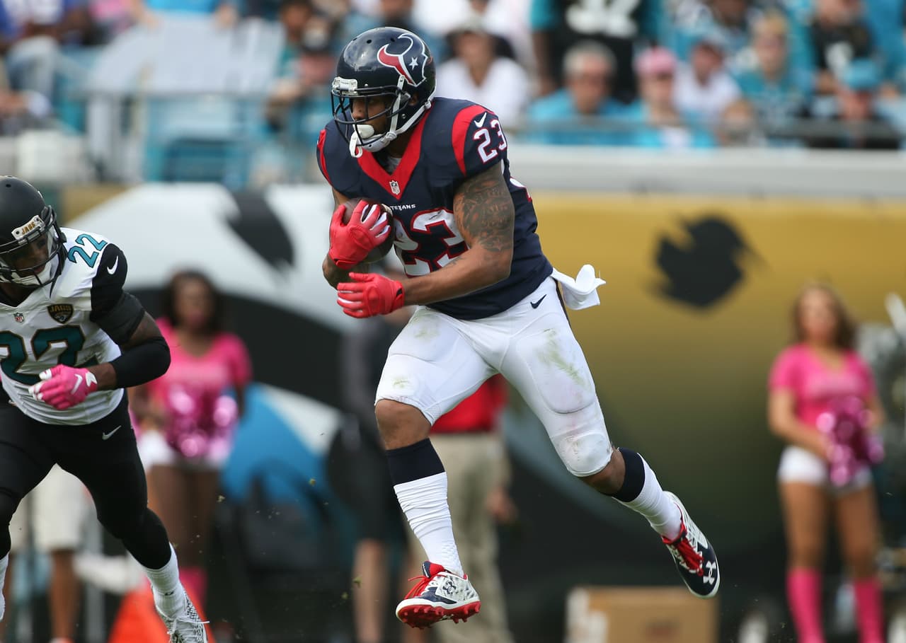 Houston Texans cortan a Arian Foster, el mejor corredor en su historia