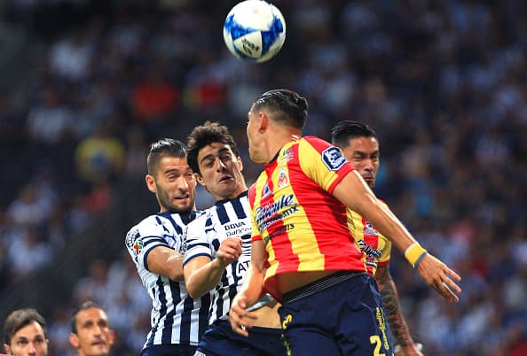 Monterrey y Morelia protagonizaron un entretenido partido que finalizó con empate a dos goles.