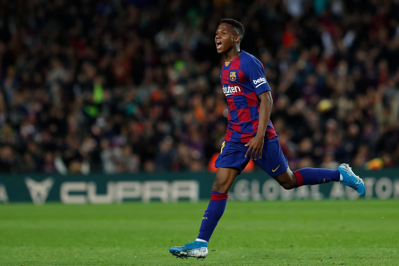 El Barcelona venció al Levante 2-1 con doblete de Ansu Fati, que consiguió un nuevo récord: el jugador más joven en marcar dos goles en los 91 años de La Liga. El Barça llegó a 46 puntos y sigue debajo del Real Madrid.