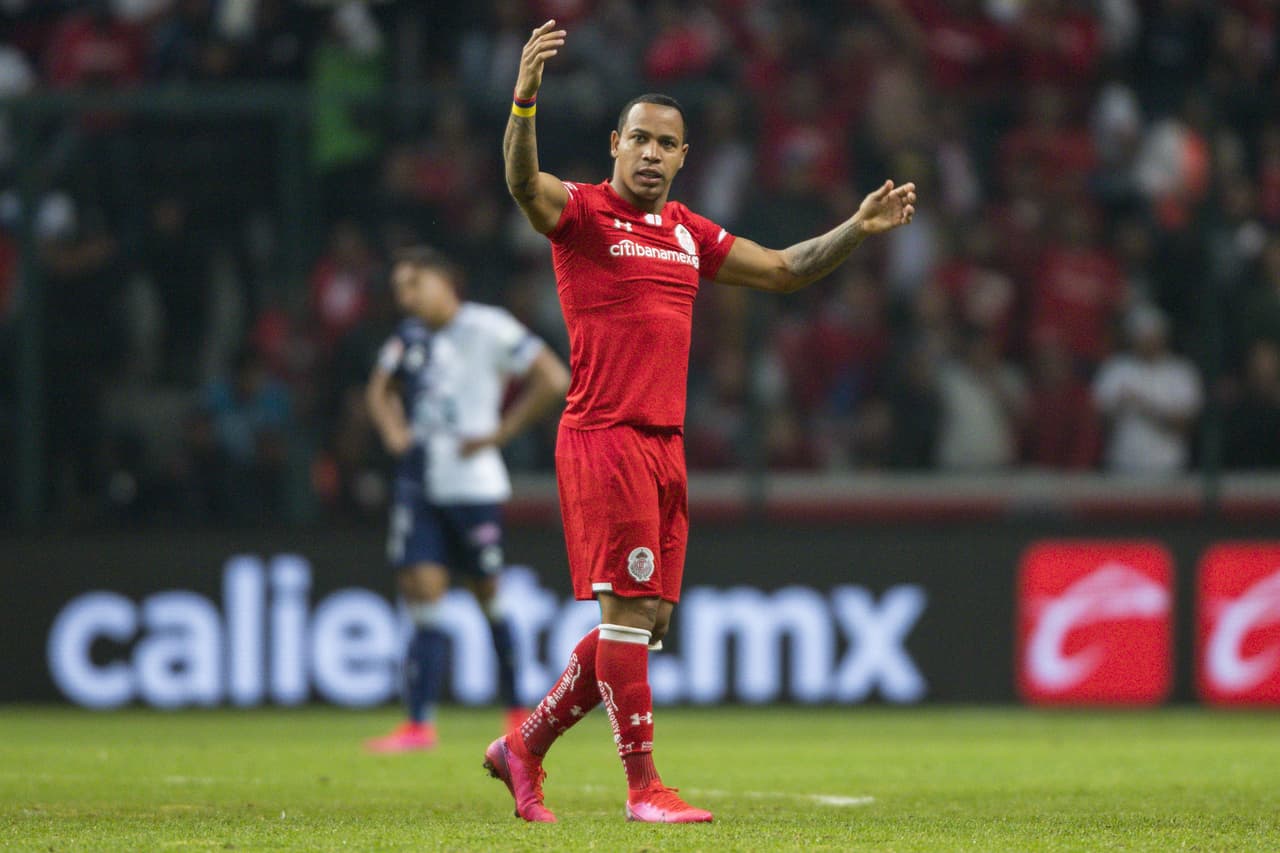 Pardo se pierde una jugada pero avisa a los Tuzos que la voltereta está cerca.