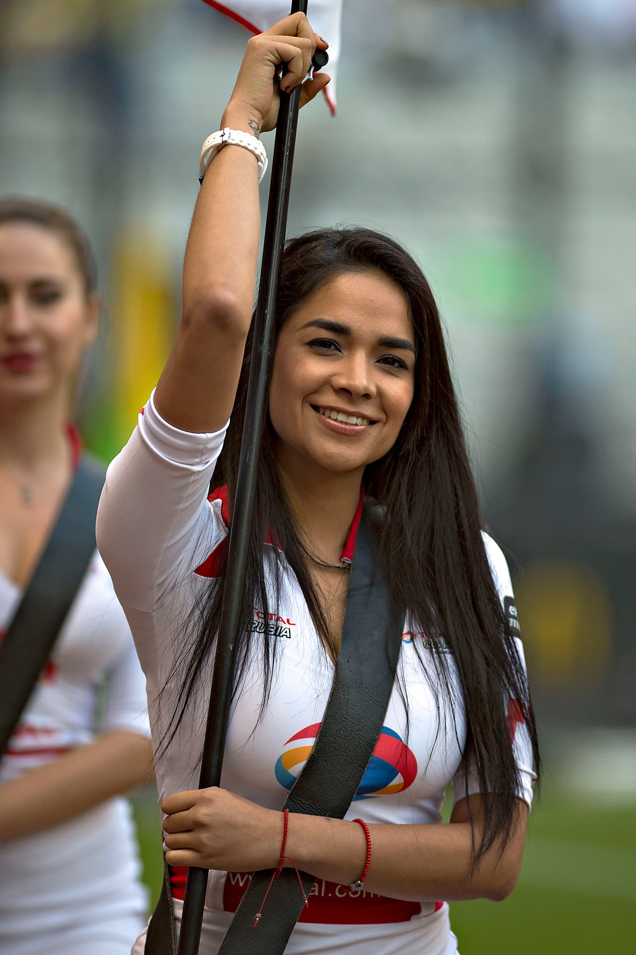 La belleza de las porristas en la fecha 3