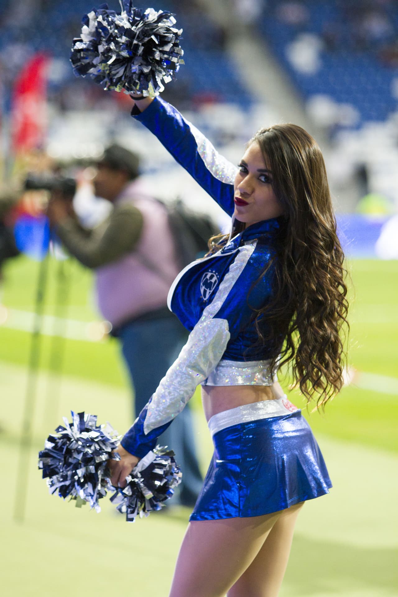 La belleza de las porristas en la fecha 3