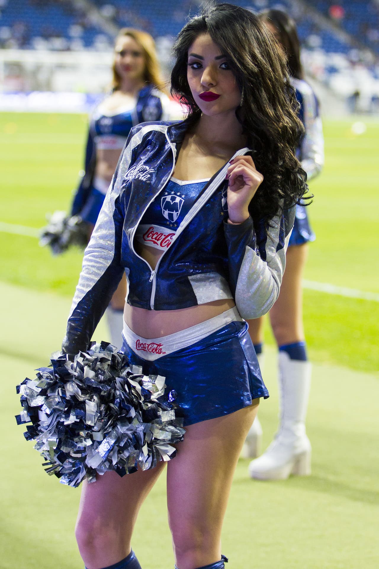 La belleza de las porristas en la fecha 3